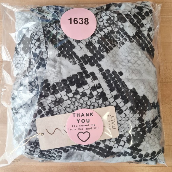 Sofia Collection Natalia Romper Black White Snakeskin Romper Small NWT - Picture 7 of 7